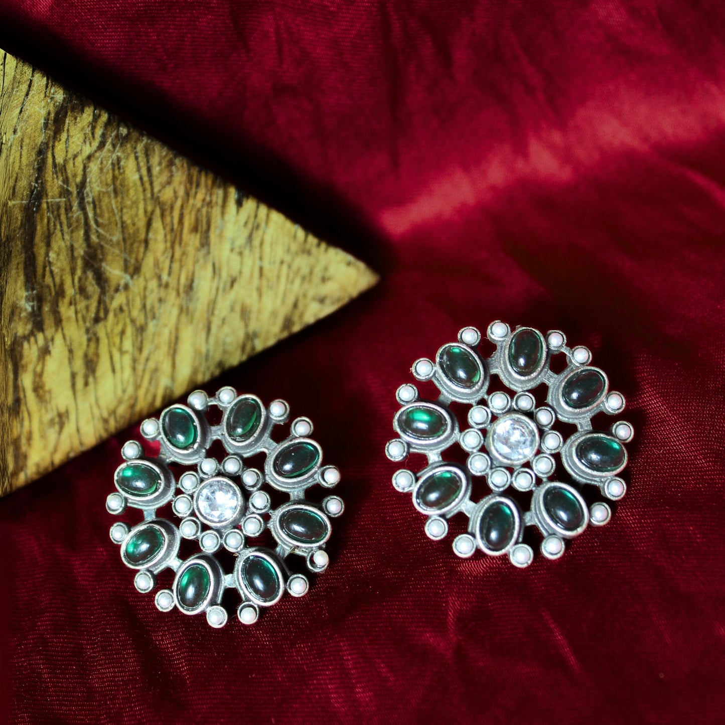 Silva Sutra Floral Green Crystal Studs