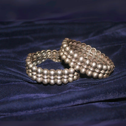 Silva Sutra Bohemian Beaded bangle