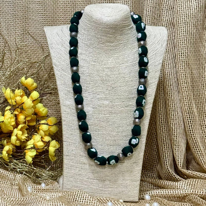 Single Layer Fabric Beaded Necklace in modal