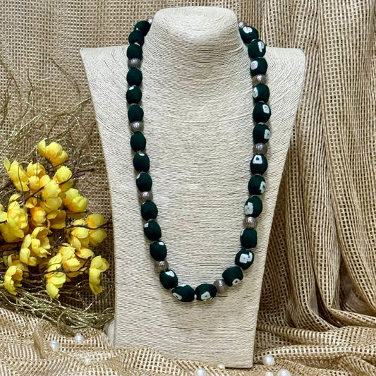 Single Layer Fabric Beaded Necklace in modal