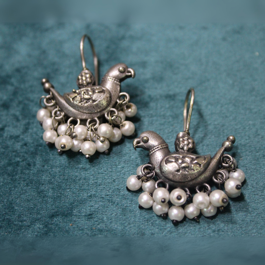 Silva Sutra Bird earrings with Pearls