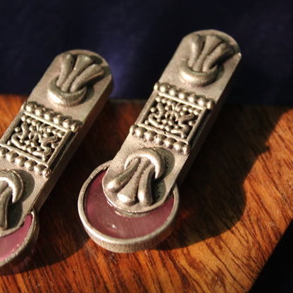 Silva Sutra Crescent Drops in Pink