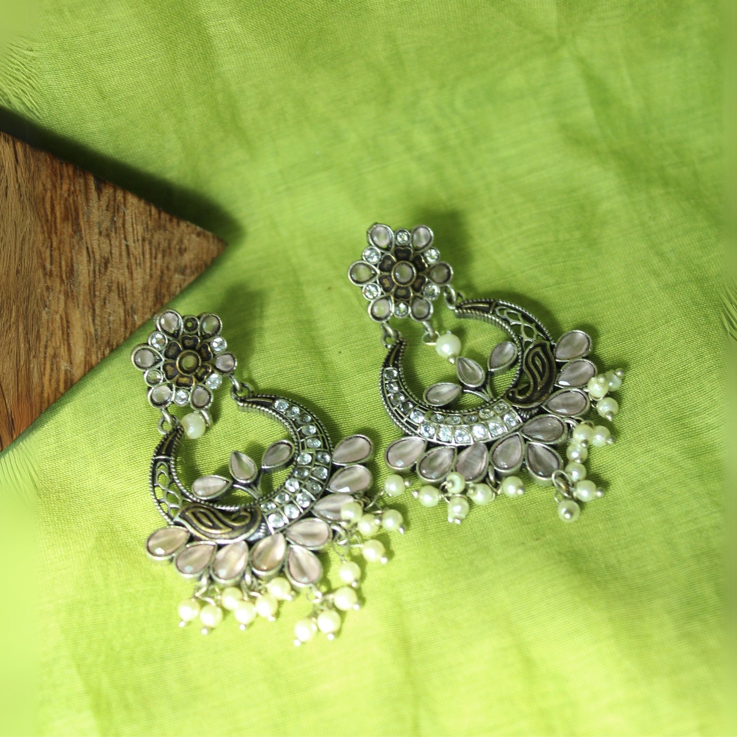 Silva Sutra Pink Stone & Mirror Chandbalis