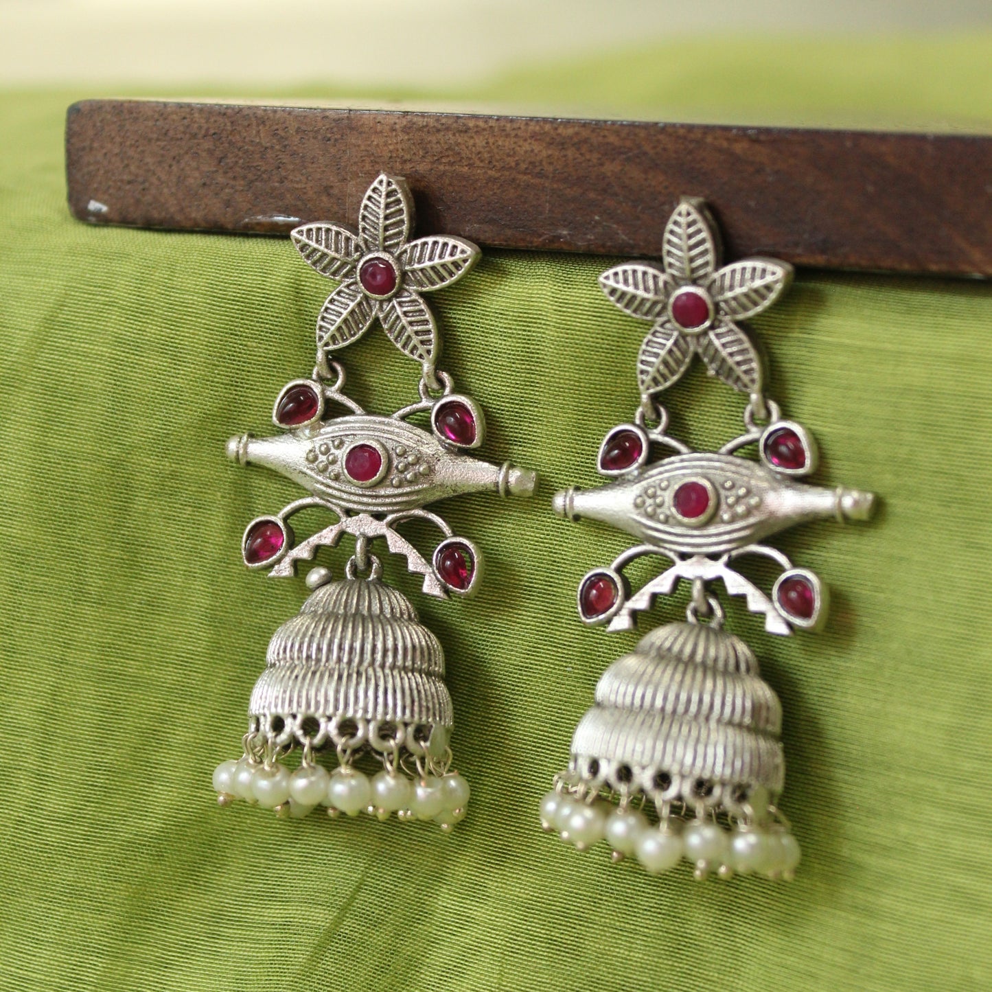 Silva Sutra Silver Floral Jhumka Pearls